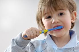 Πώς θα βοηθήσω τα παιδιά μου να φροντίζουν τα δόντια τους και να προλαμβάνουν την τερηδόνα?
