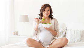 Η νηστεία στην εγκυμοσύνη και όταν η μητέρα θηλάζει το μωρό